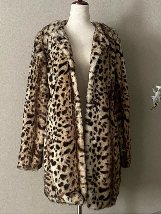 Twelve By Ontwelfth Jackets & Blazers - Twelve By Ontwelfth | Animal Print Faux Fur Coat